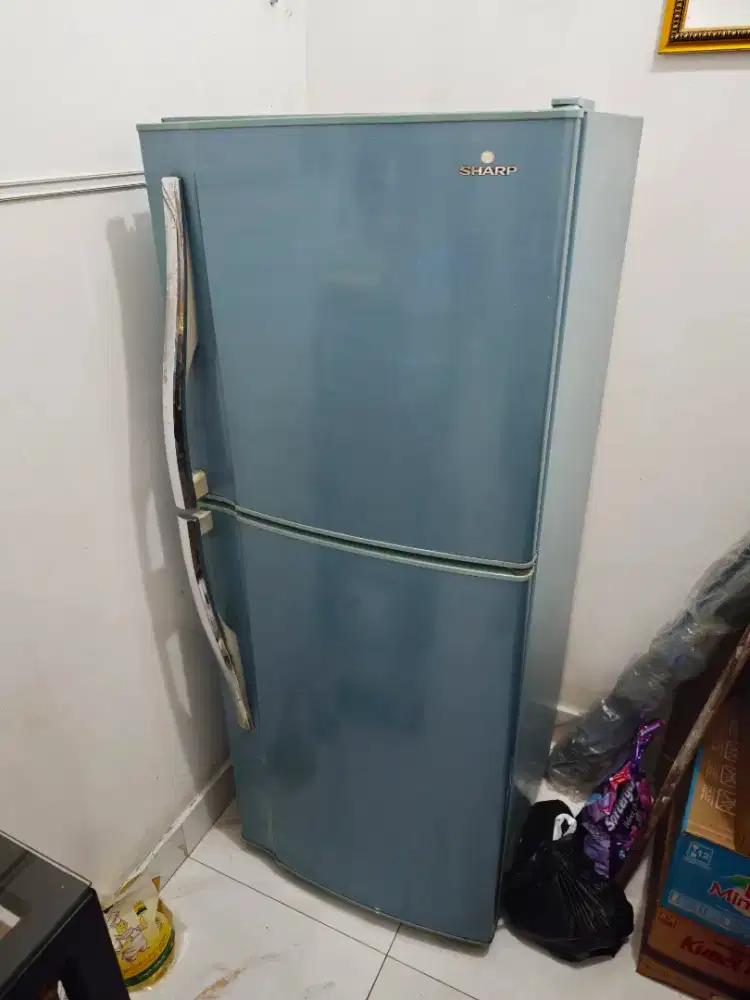 Jual kulkas Sharp (2nd Dua Pintu)