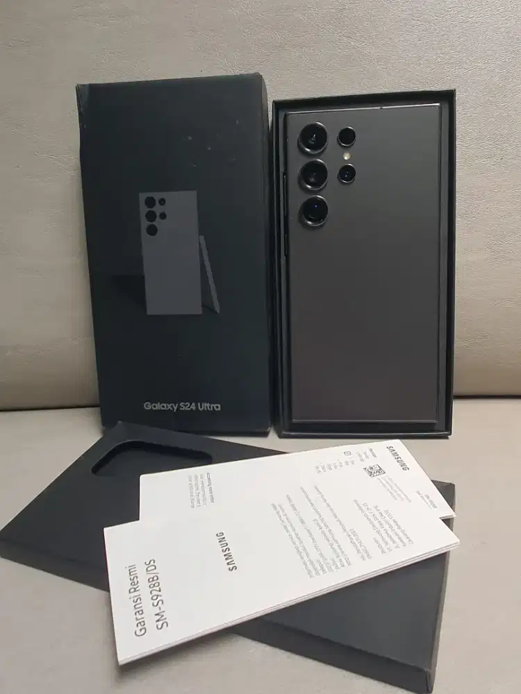 SAMSUNG S24 ULTRA 12/1TB VERSI TERTINGGI (LIKE NEW)