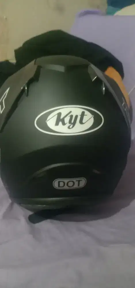 Jual Helm KYT DOT