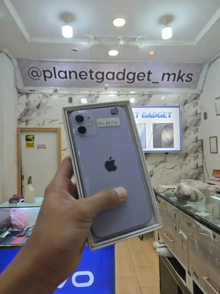 IPhone 11 64 gb wifi only