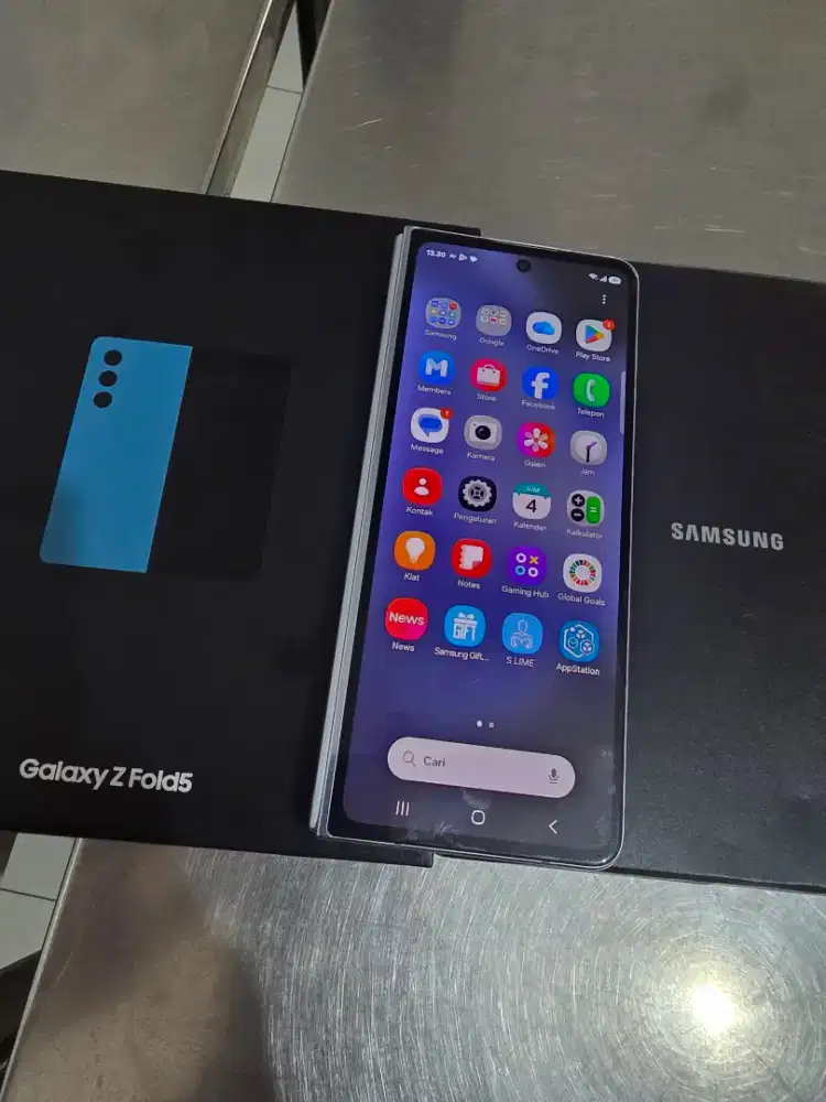 Fold 5 blue 512gb