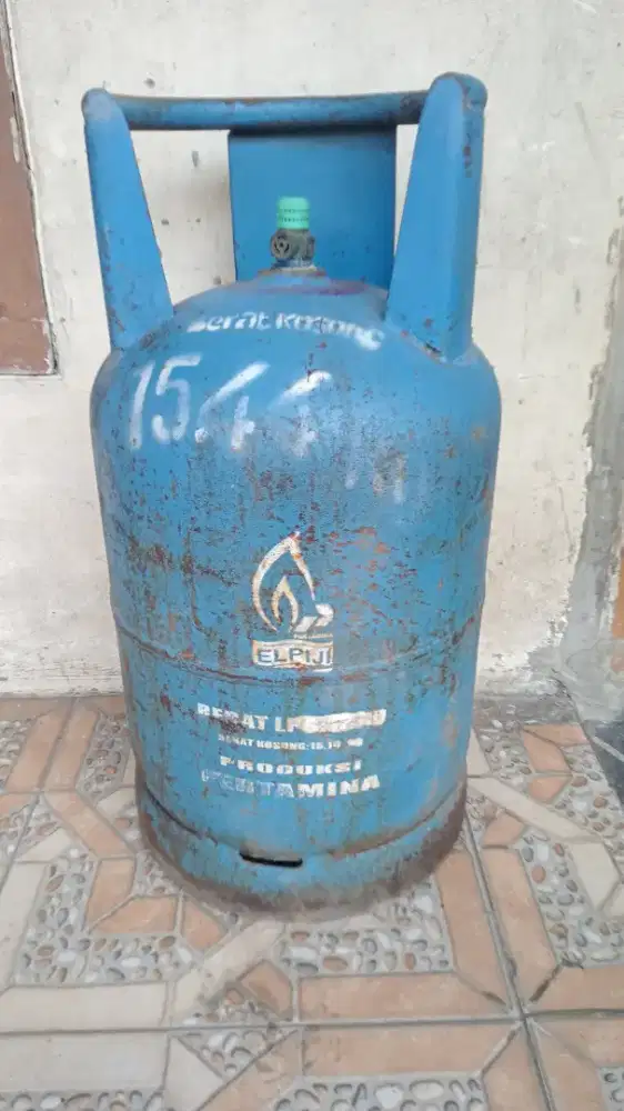 Tabung gas elpiji 12 kg