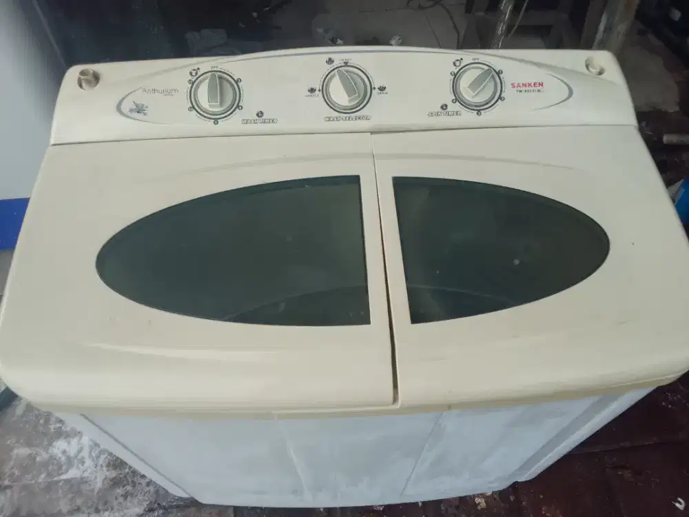 Dijual mesin cuci merek sanken 8 kilo normal tinggal pake
