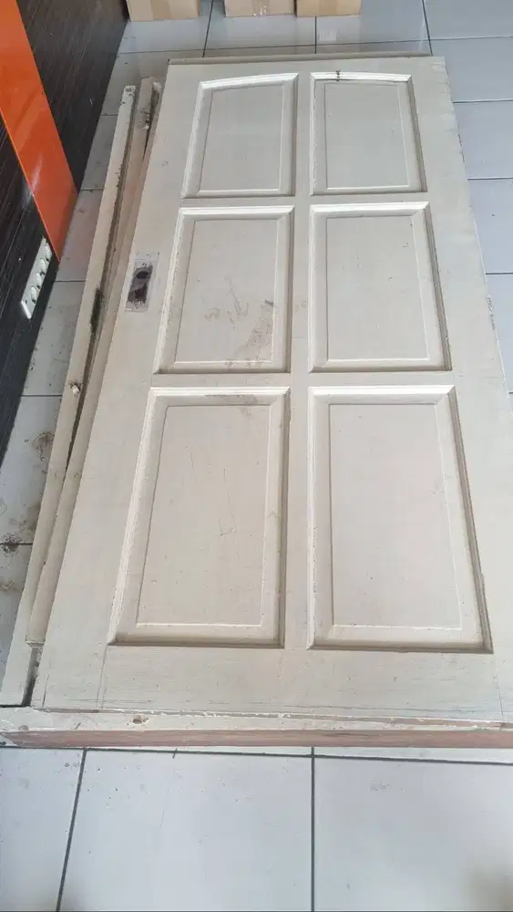 Pintu + kusen kayu