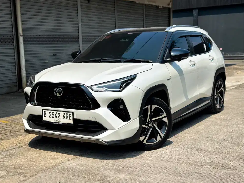 TOYOTA YARIS CROSS GR TSS  HYBRID 1.5 AT 2023 PUTIH
