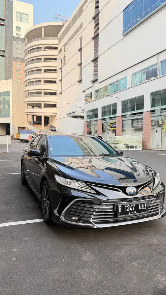 Toyota Camry V Hybrid 2021