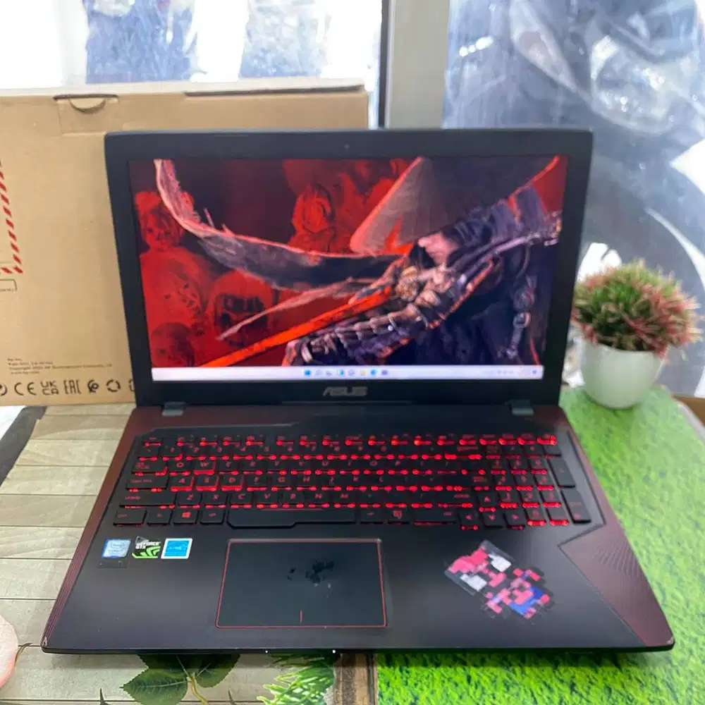 Asus FX553V Core i7-7700HQ 16GB 256GB GTX 1050Ti 4GB 15,6 Windows 11