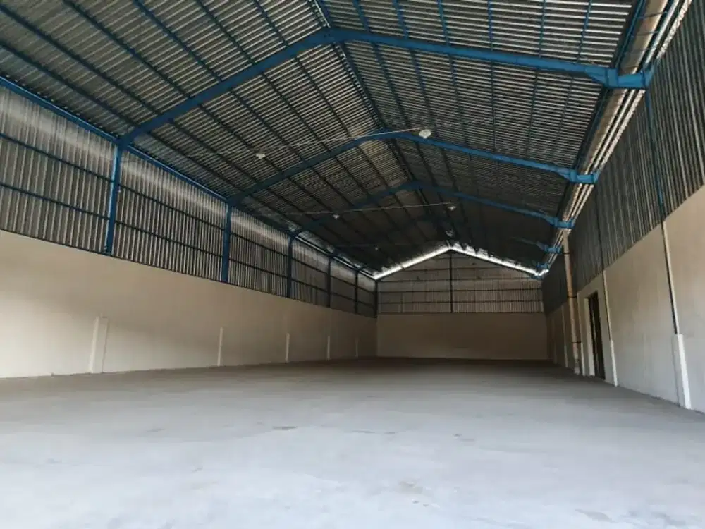 Gudang Strategis di Kawasan Industri & Komp. Pergudangan Ada Kantor & Akses Kendaraan Besar