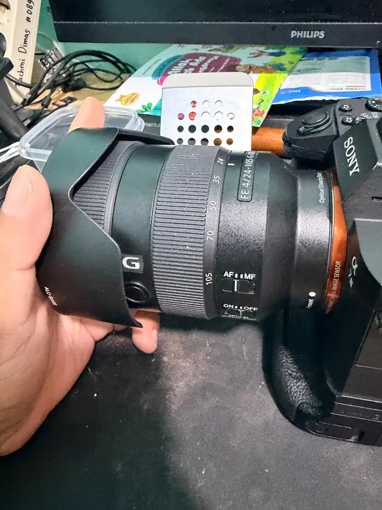 Sony FE F4 24-105 G Oss E Mount Lensa Sony