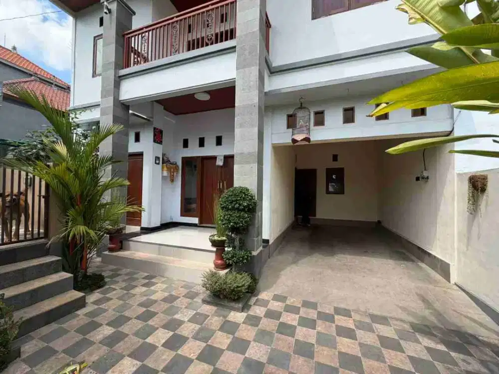 Jual Rumah 2lt dekat Terminal Mengwi tabanan area Hunian yg strategis di areanya.q