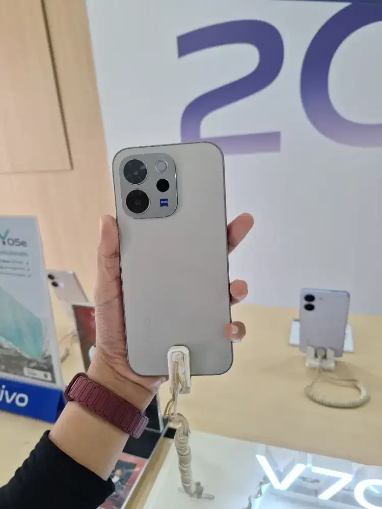 KREDIT V70 5G VIVO SYARAT KTP AJA