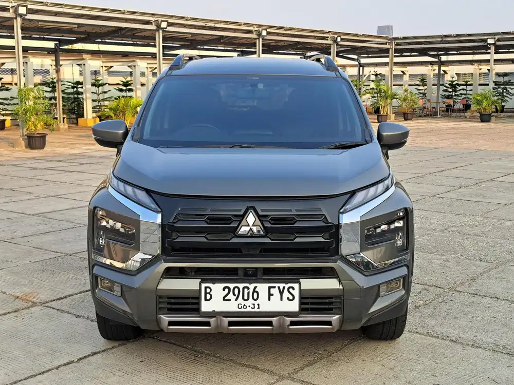 DP 30JT XPANDER CROSS PREMIUM PACKAGE AT MATIC 2023 SIAP PAKAI