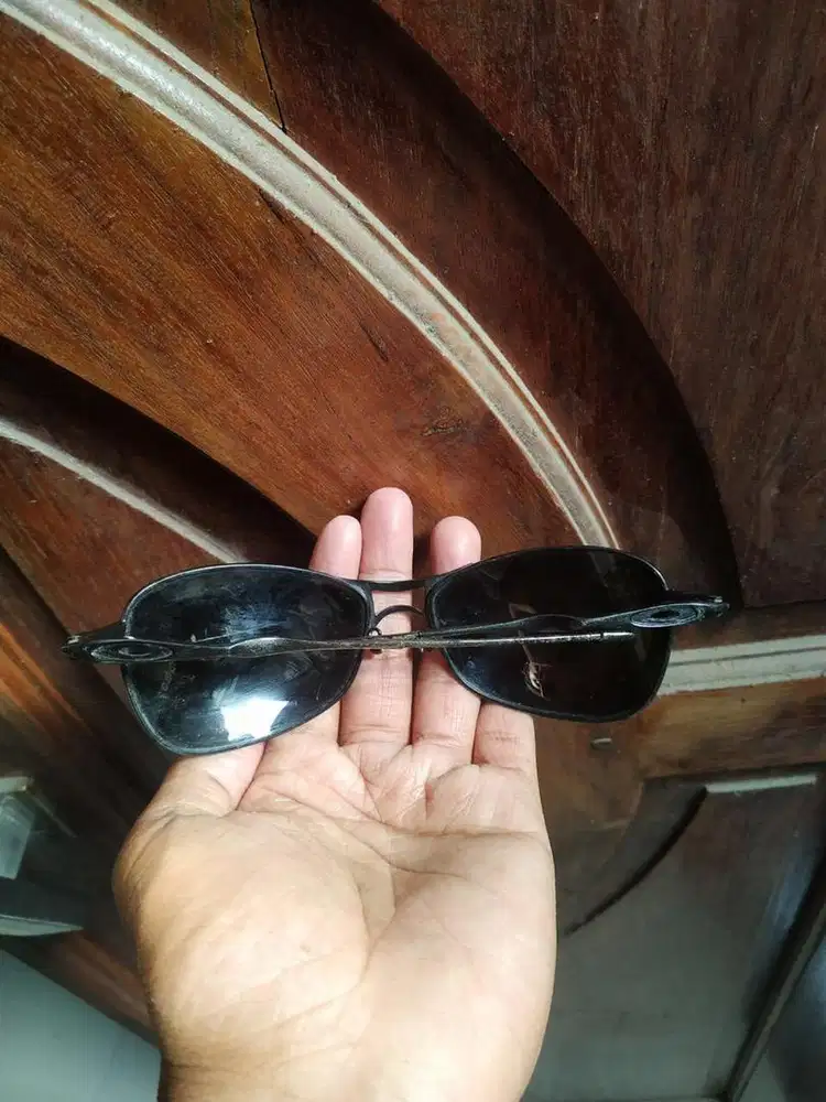 kacamata oakley second