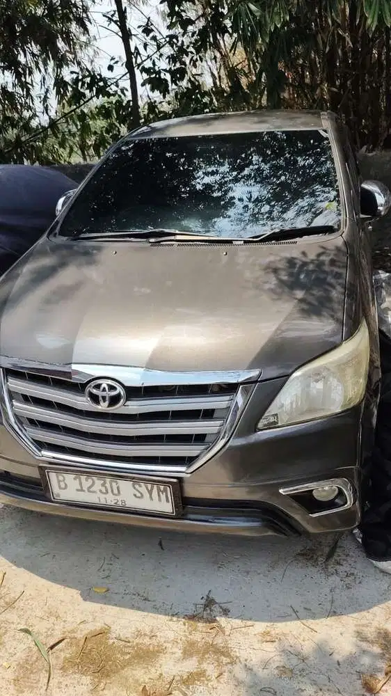 Toyota Kijang Innova 2013 Bensin