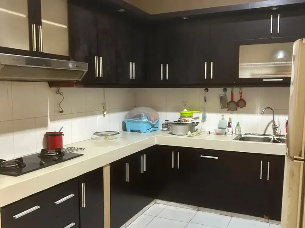 DIJUAL RUMAH SUDAH RENOV TIDAK BERHADAPAN DENGAN TETANGGA, TOPAZ PHG GADING SERPONG