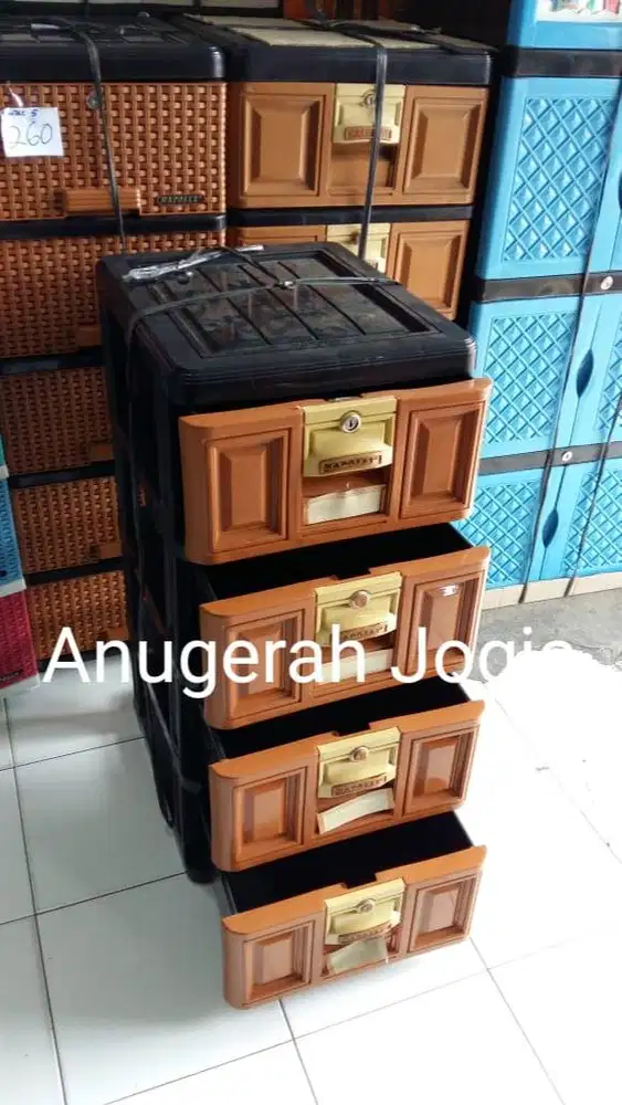 lemari susun 4 napoly
