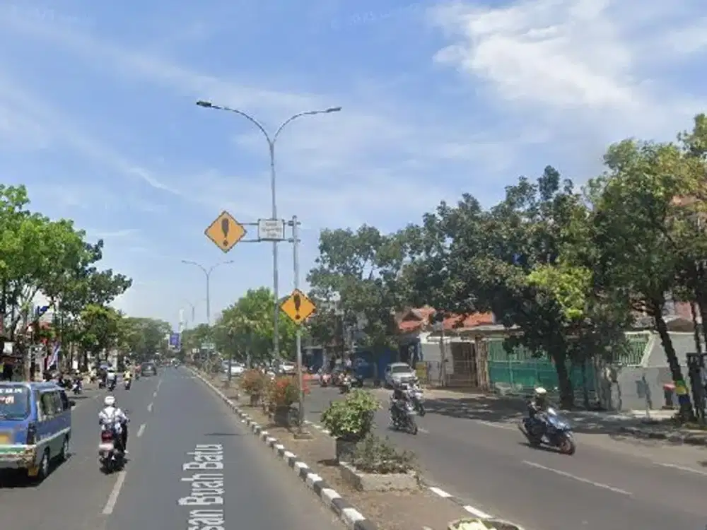Dijual Tempat usaha, hitung tanah Terusan Buahbatu