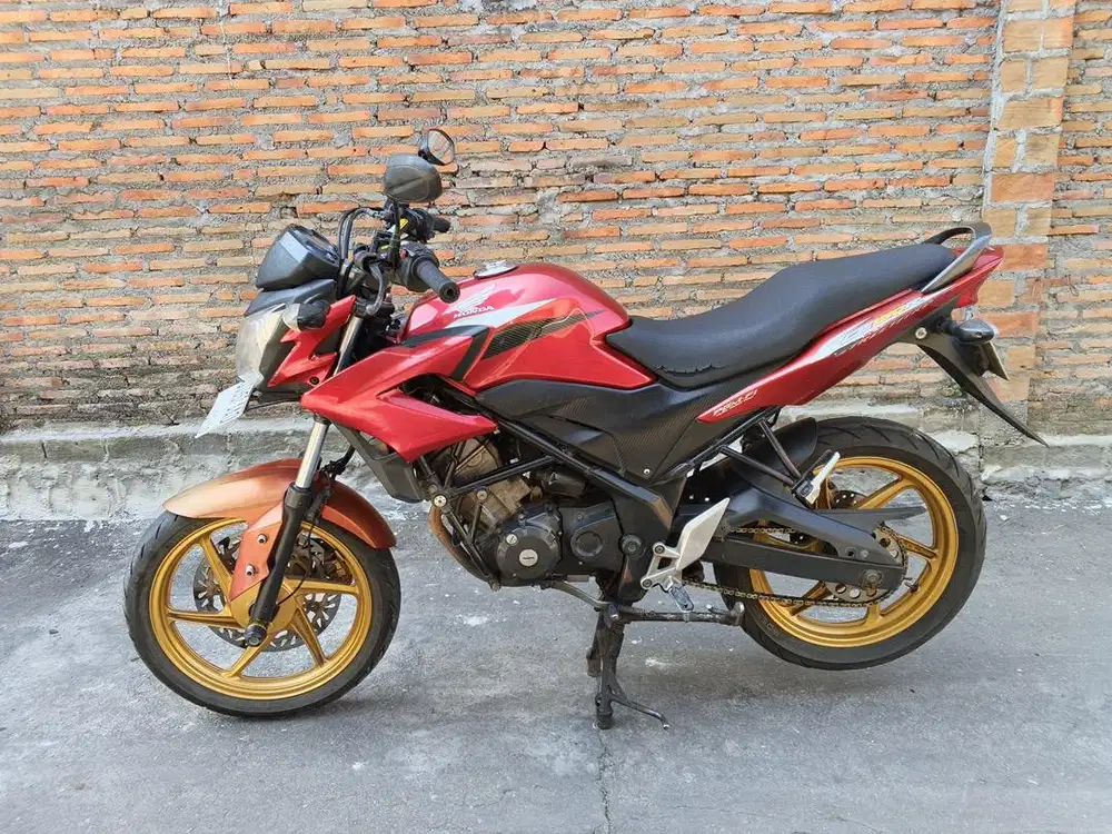 Dijual Cb150R 2014 Plat AD