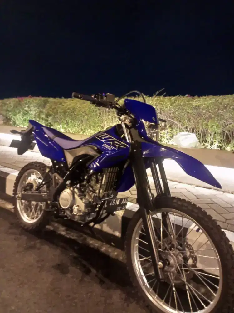 Yamaha wr 155 R kondisi Masi bagus jarang di pake jahu Masi orsinil
