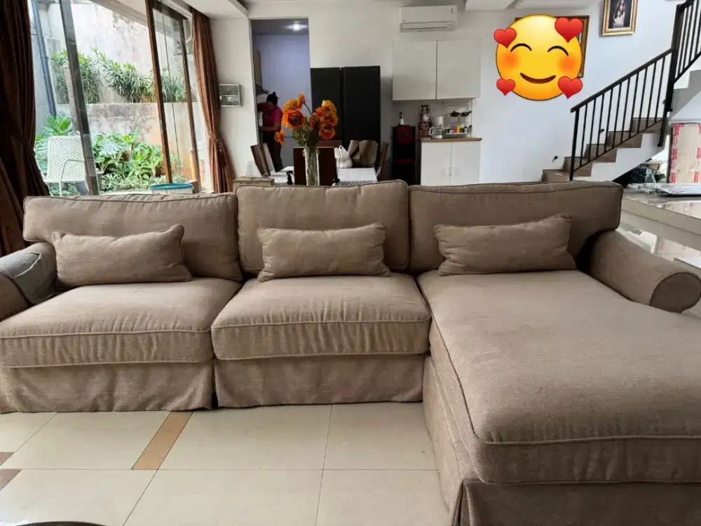 Sofa ASHLEY sofa L Sectional kondisi bagus
