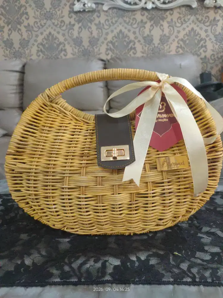 Handbag Rotan Najla