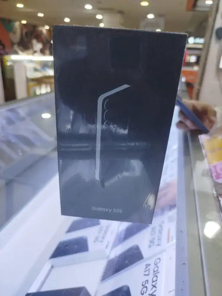 galaxy S25 12/512gb