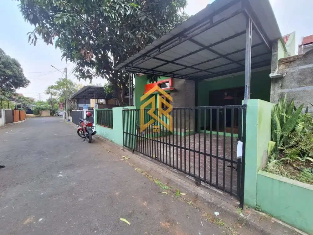Rumah Minimalis Terawat di Komplek Nyaman Puri Dago, Antapani Bandung Bebas Banjir, Lokasi Strategis , Fasilitas Lengkap