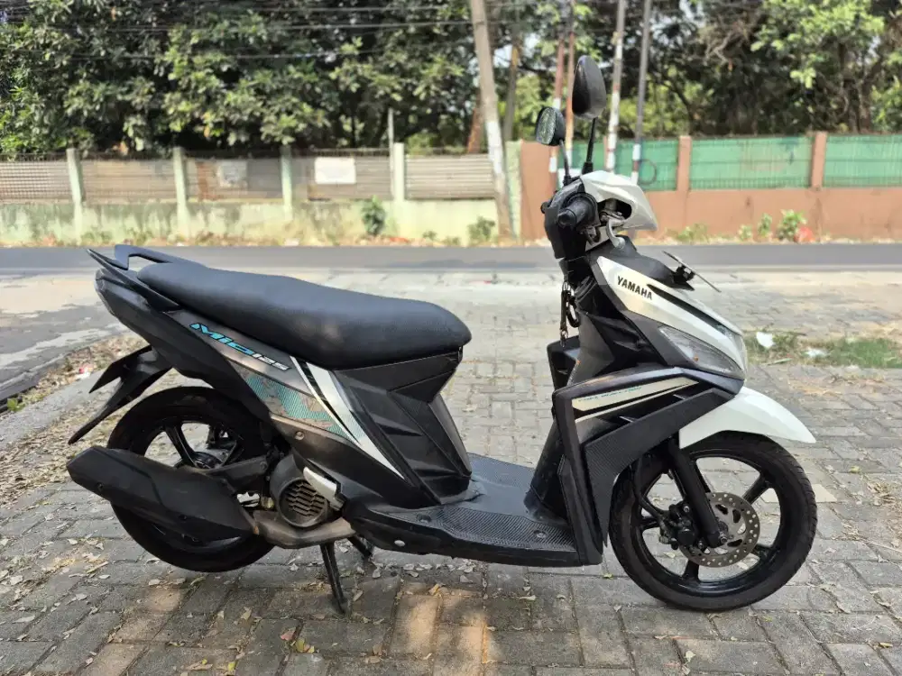 Dijual Yamaha Mio M3 tahun 2018 surat lengkap mesin bagus