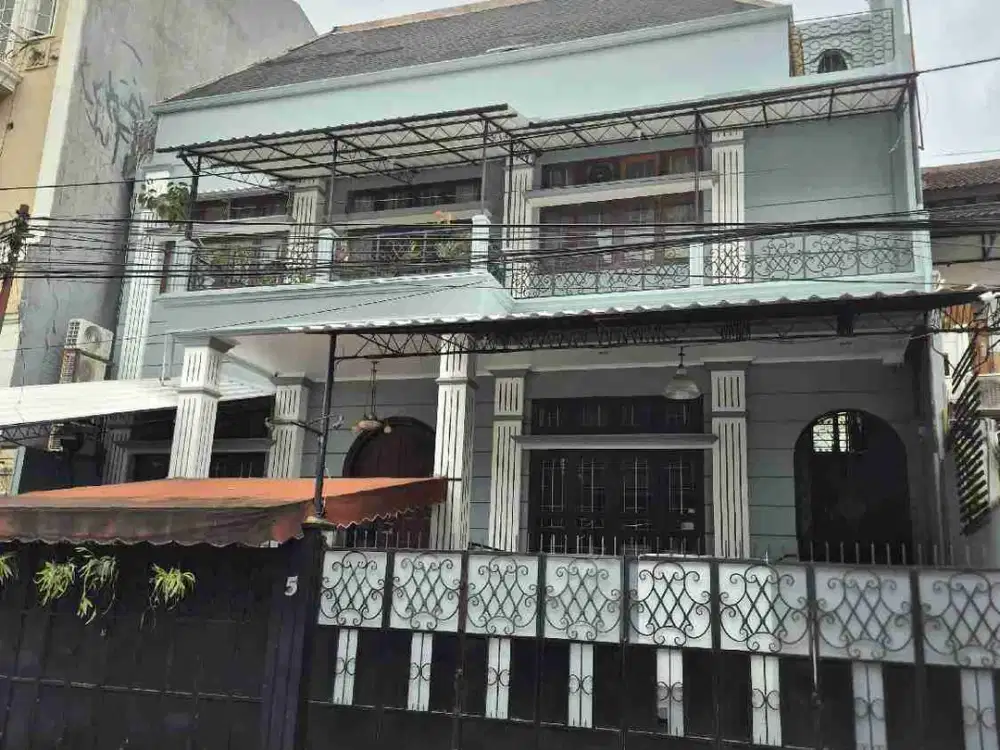 Jual rumah cocok kantor/usaha radio dalam kebayoran baru Jaksel