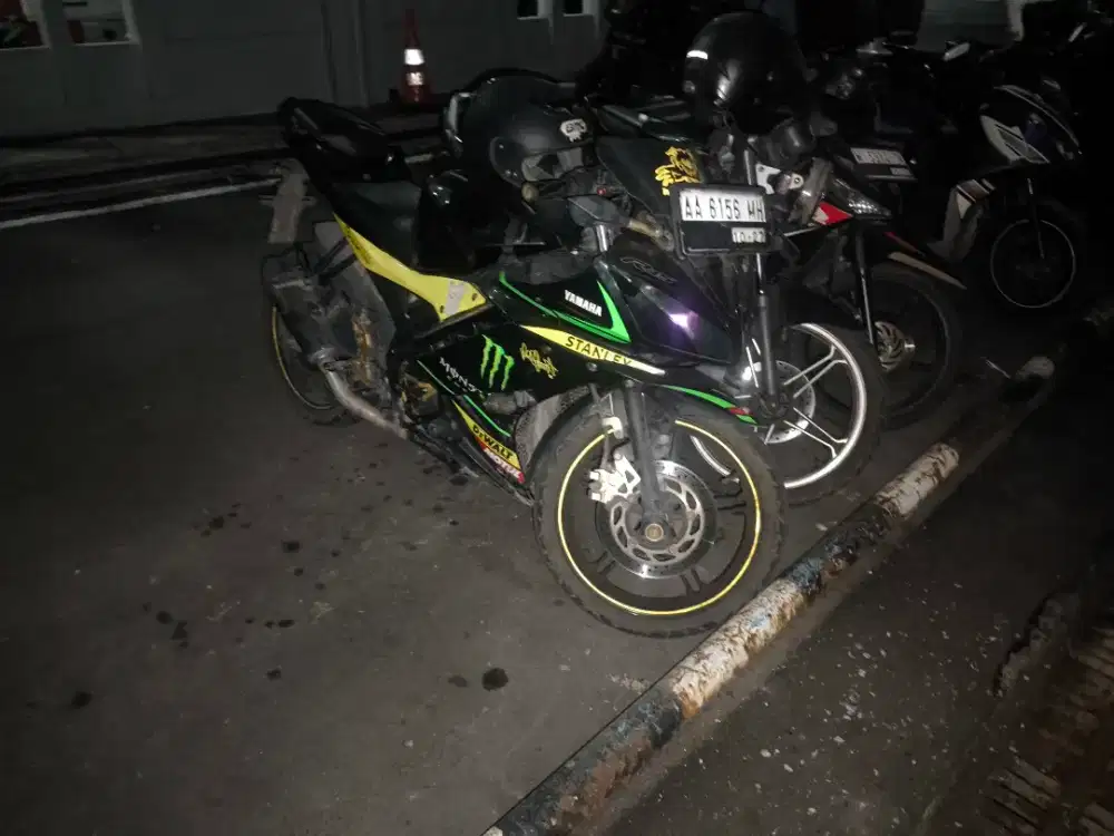 Jual R15  motornya enak dipakai
