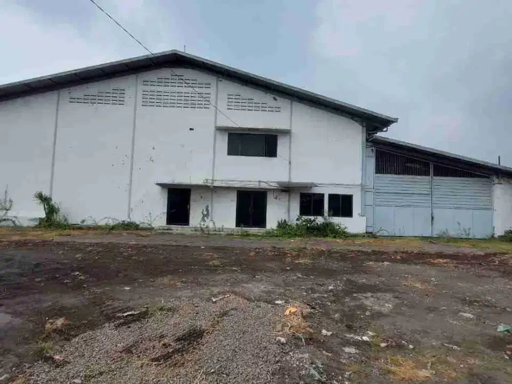 Dijual Murah Gudang di Jalan Kalianak Surabaya Barat