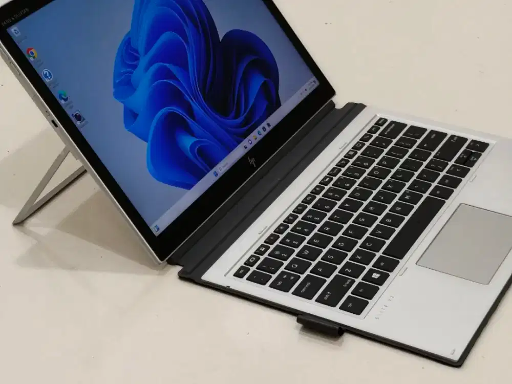 Type Laptop : HP ELITE X2 1013 G3 Non Touchscreen