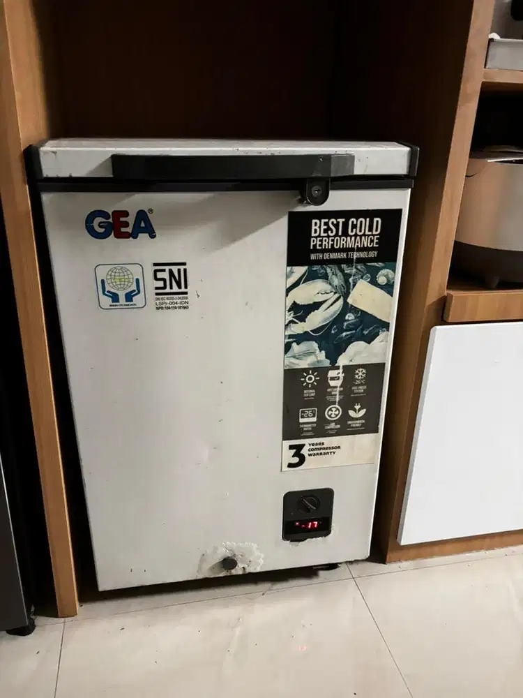 Freezer GEA 100l berfungsi sangat baik