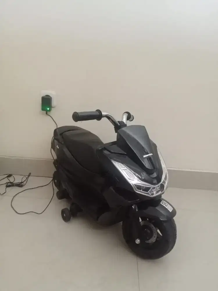Motor battrai dan sepeda anak