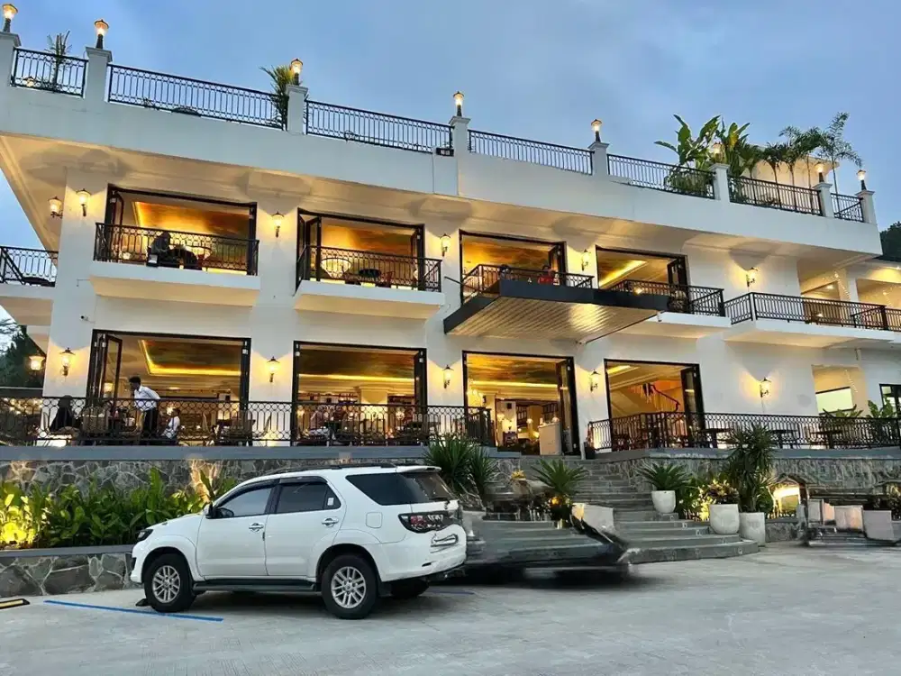 Dijual Gedung Komersil di Sentul Bogor