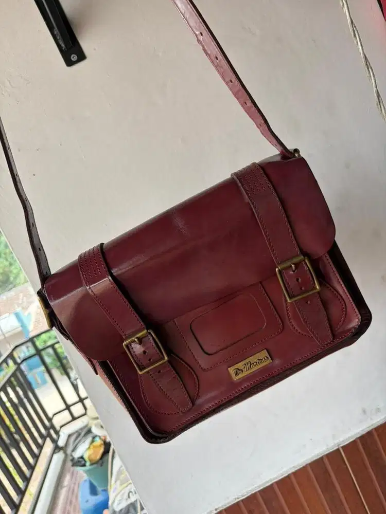 Dr Martens Satchel Red Cherry