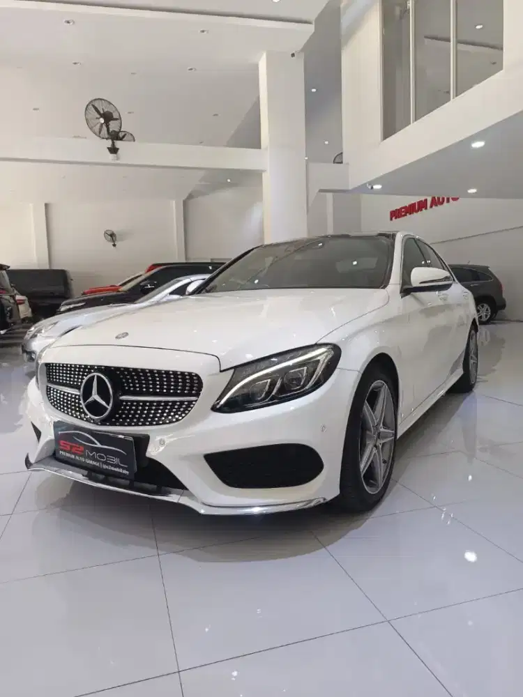 MERCY C300 AMG 2.0 AT 2017 putih