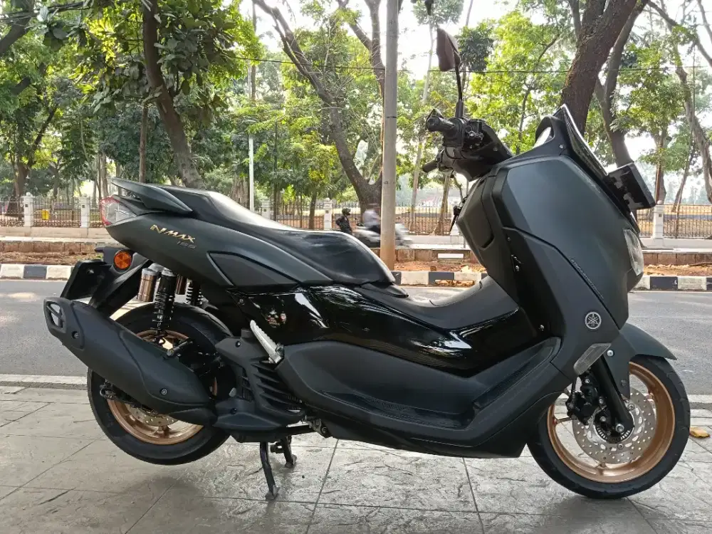 DIJUAL CASH NEW YAMAHA N MAX KUNCI THN 2022 PJK OFF 2X SIAP PAKAI