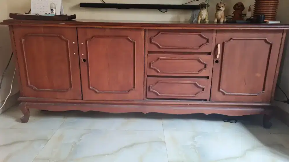 lemari buffet jati antik