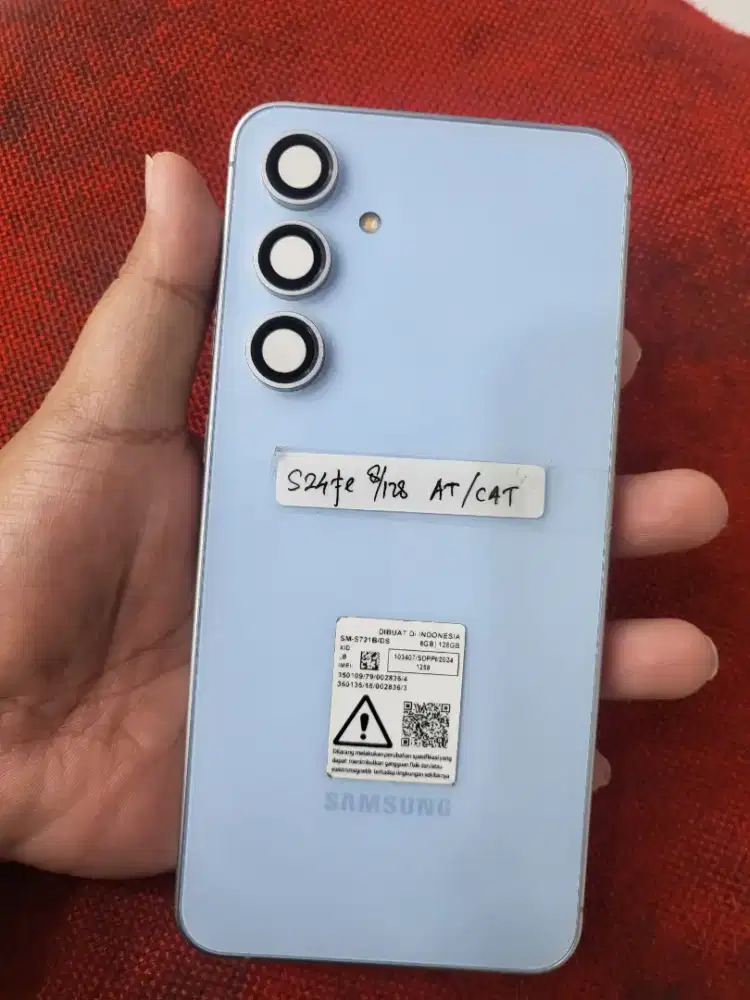 Samsung s24fe 8/128 second display