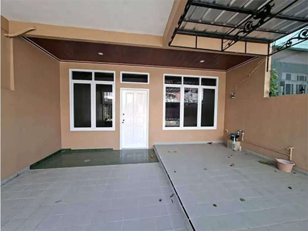 Dijual Rumah Taman Pegangsaan Indah, Kelapa Gading