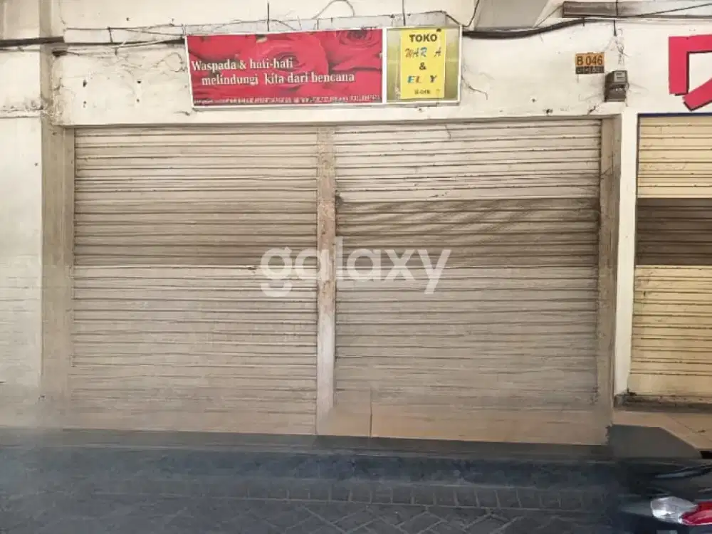 JUAL STAND PASAR KAPASAN POSISI DEPAN JALAN RAYA LANTAI 1