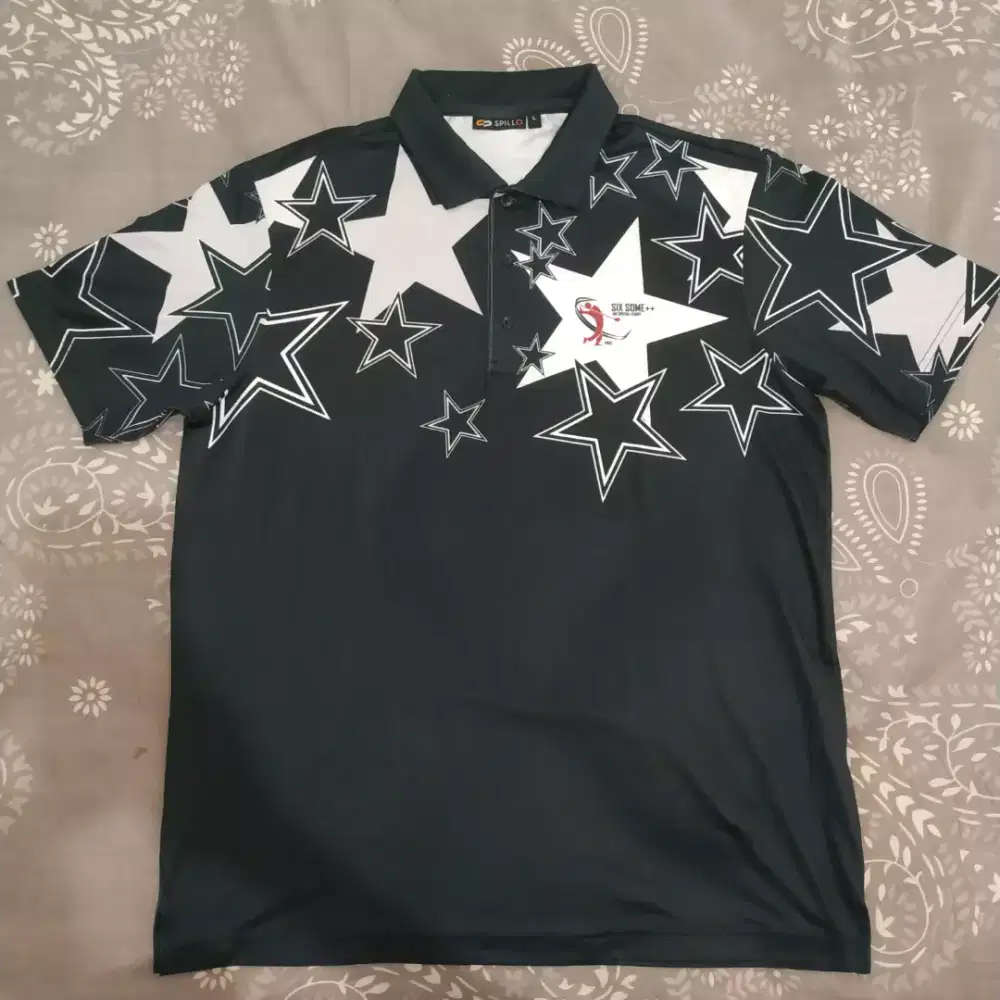 Kaos Jersey Golf Spillo Motif Bintang Size L - Hitam Putih