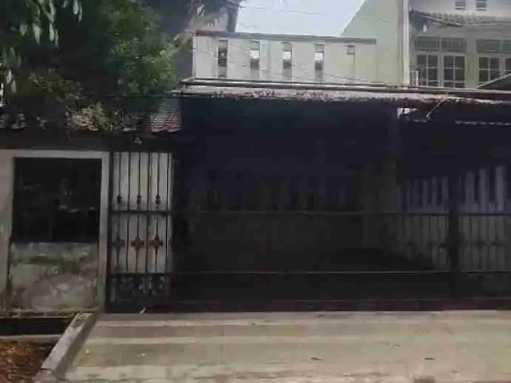 Dijual rumah Murah Bintaro sektor 7, jarang ada, Luas 255m² Tangerang selatan