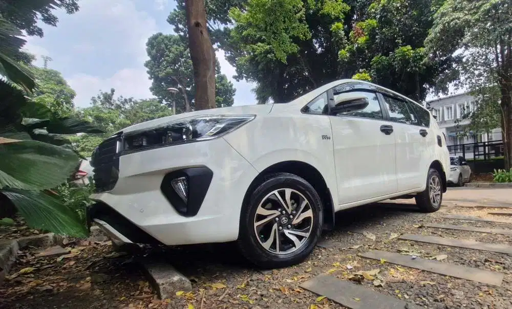 Toyota Kijang Innova 2021 Bensin
