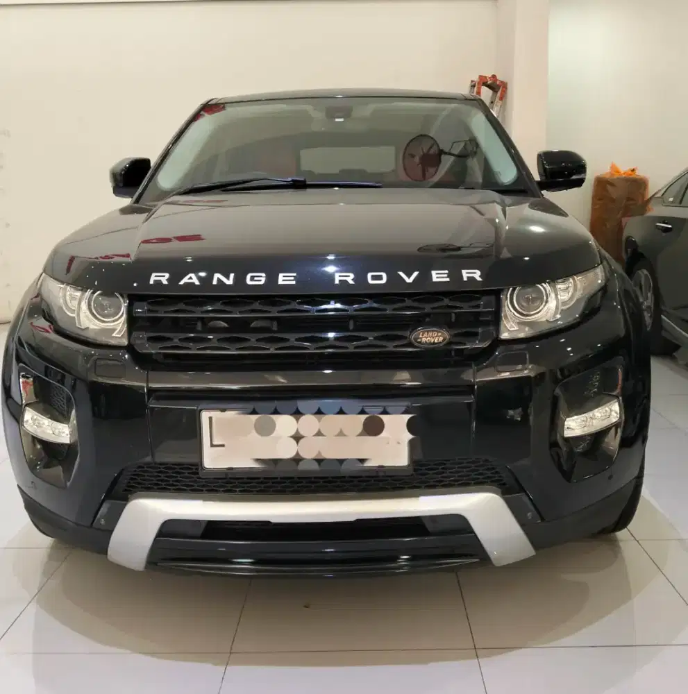 Range Rover Evoque dynamic luxury  At 2013