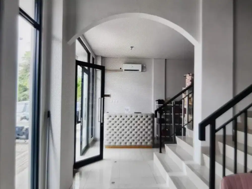 Ruko Gandeng Siap Usaha Di BSD – LT 4,5x10, 4 KM Harga 75 Juta/Tahun
