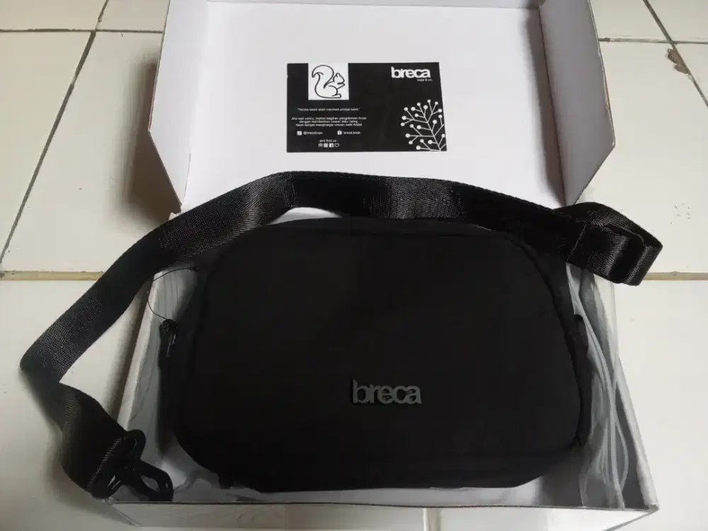 Jual tas slempang pria dan wanita merk  Breca