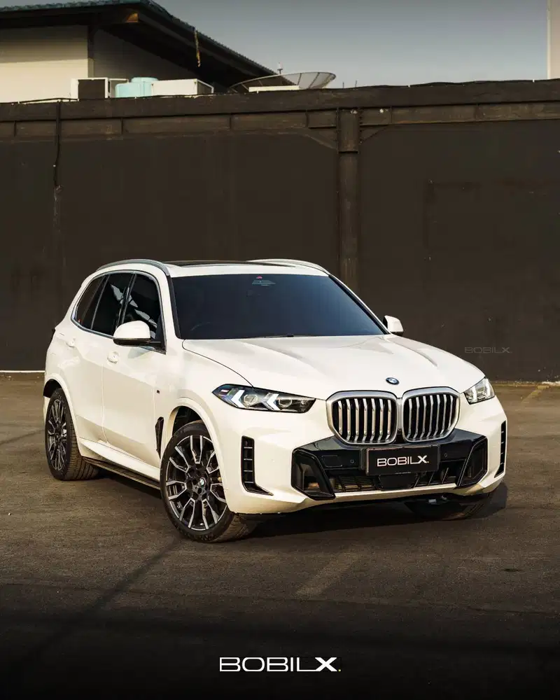 NIK 2023 BMW X5 xDrive40i White on Cognac