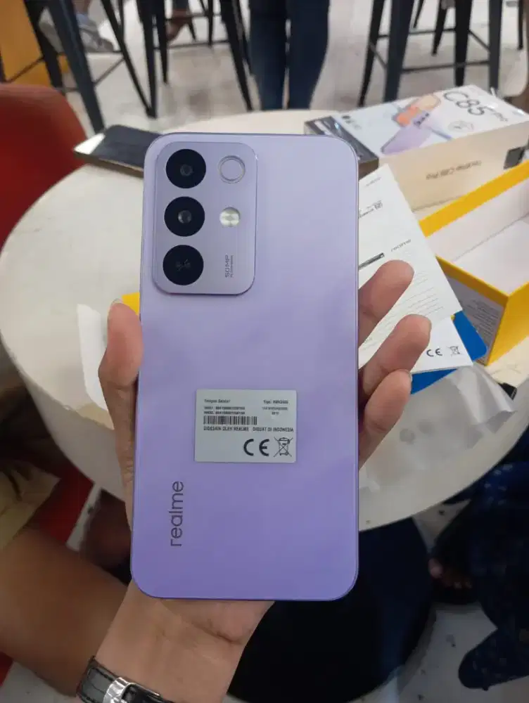 Realme C85 6/128gb